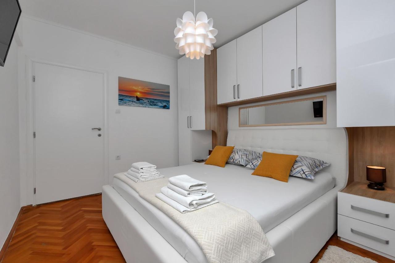 Apartment Sabina Макарска Экстерьер фото